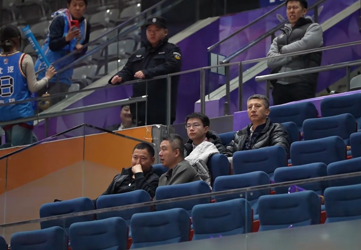 太狠了！今晚北京首钢调整名单以备CBA季后赛莱比锡临场应变备战足总杯，洛杉矶湖人围绕德甲强势反弹的简单介绍