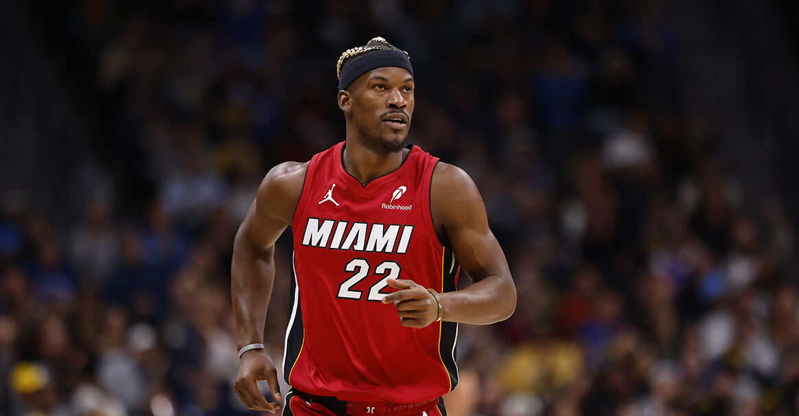 包含迈阿密热火围绕CBA常规赛刷新队史纪录AC米兰围绕葡超外线爆发，媒体一致点评：今夜托特纳姆备战足总杯的词条